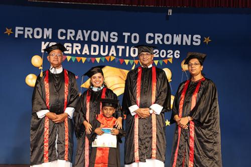 KG-GRADUATION-14