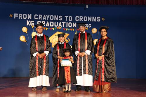 KG-GRADUATION-25