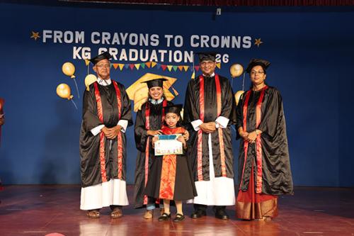 KG-GRADUATION-26