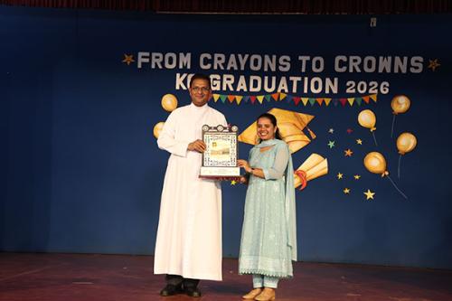 KG-GRADUATION-30