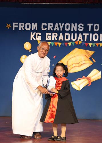 KG-GRADUATION-65