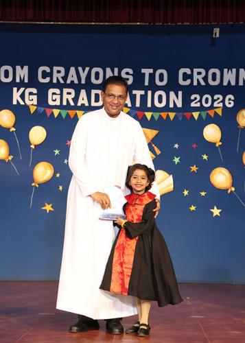 KG-GRADUATION-73