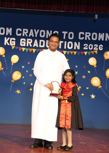 KG-GRADUATION-75