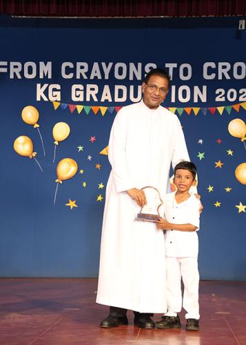 KG-GRADUATION-77