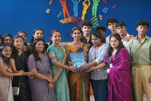 Plus-Two-Farewell-18