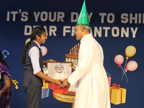 Birthday-Celebration-of-Fr.-Antony-Vailatt-sdb-Rector10