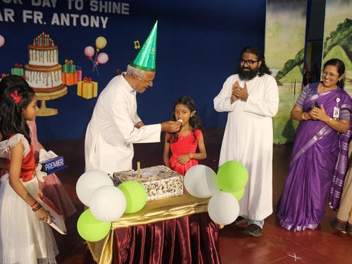 Birthday-Celebration-of-Fr.-Antony-Vailatt-sdb-Rector13