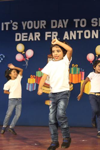 Birthday-Celebration-of-Fr.-Antony-Vailatt-sdb-Rector22