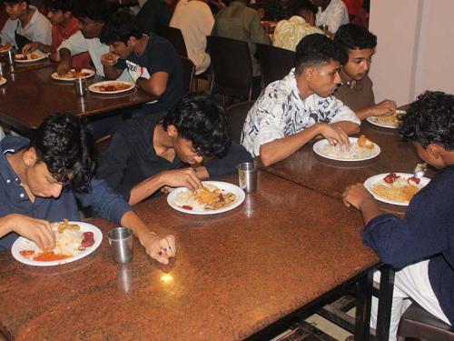 CLASS-XII-TOUR-MYSORE-COORG-7