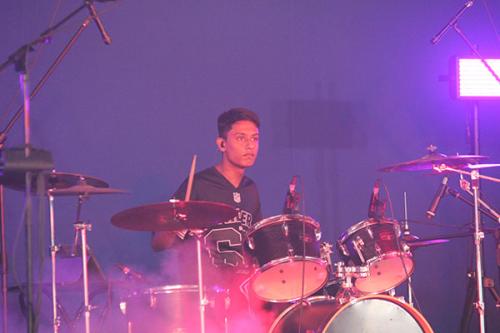 Relevation-church-Band6