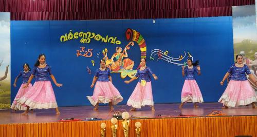 Varnolsavam1